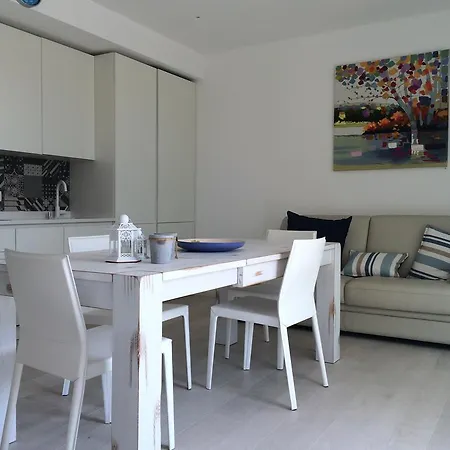 Sabbhia Apartament *